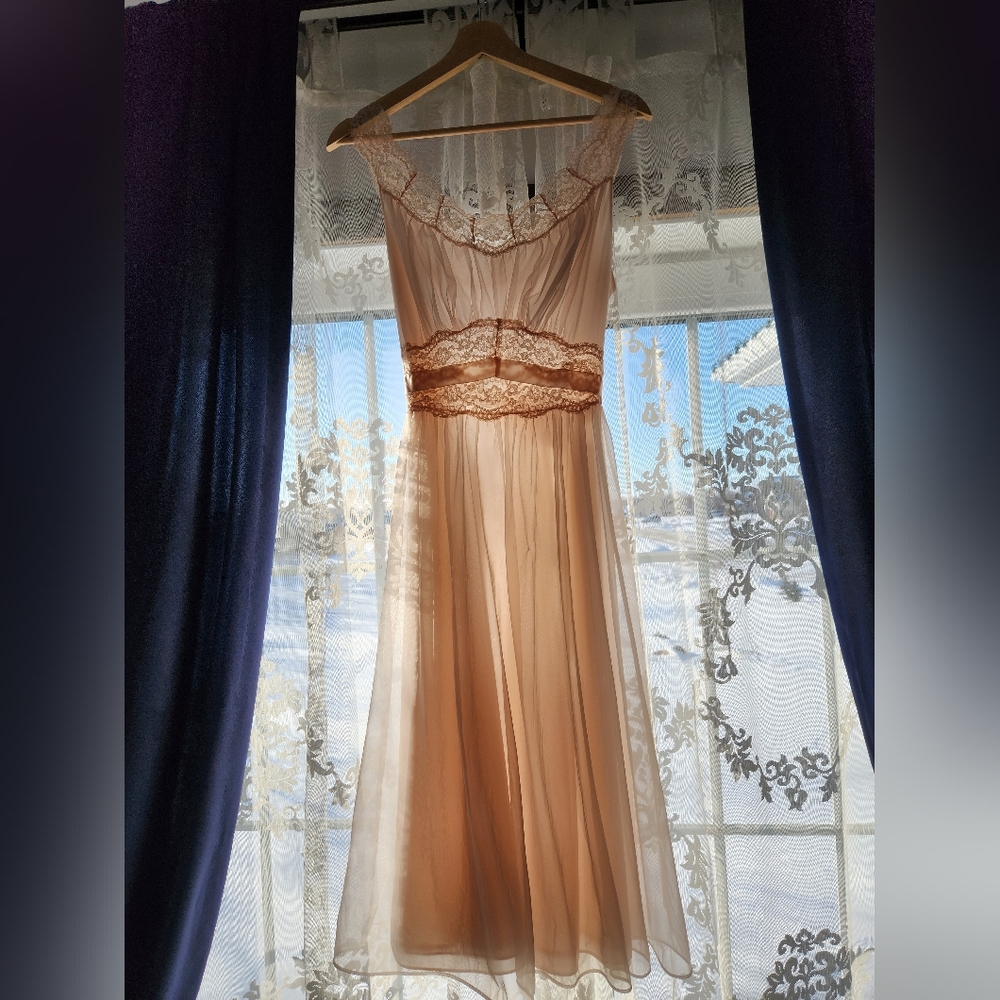1960s Vanity Fair Nightgown
